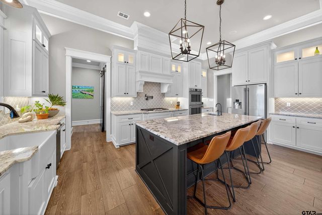 11855 County Road 1169, Tyler, TX 75703