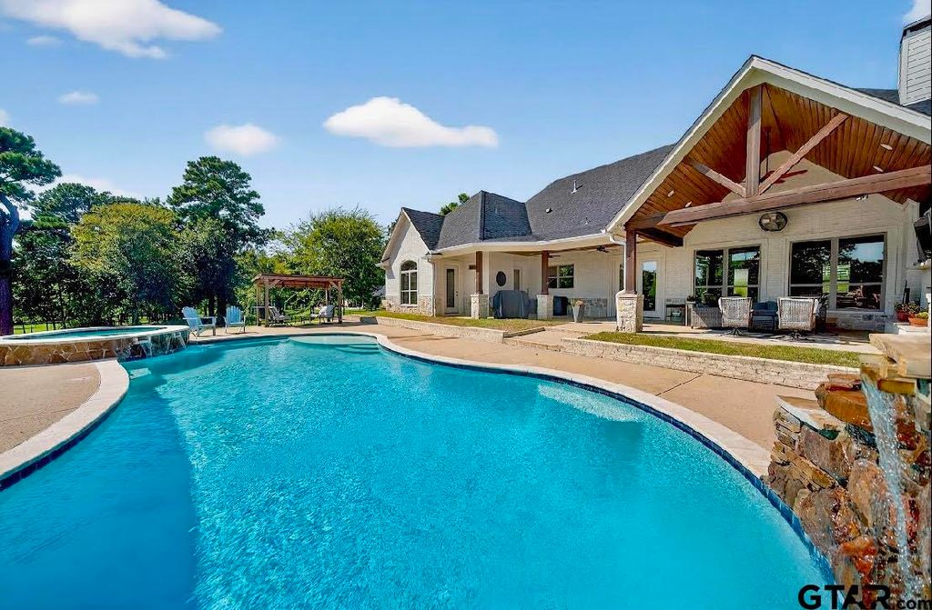 11855 County Road 1169, Tyler, TX 75703