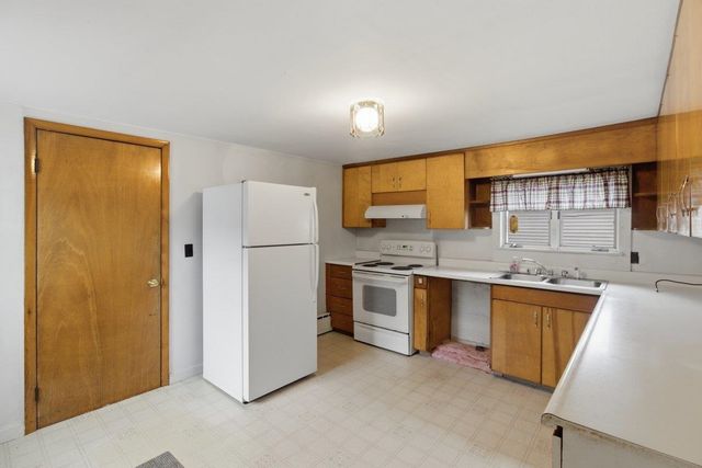 20 Sage Street, Bennington, VT 05257