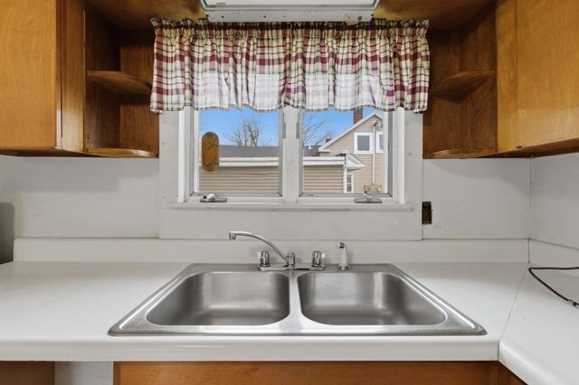 20 Sage Street, Bennington, VT 05257