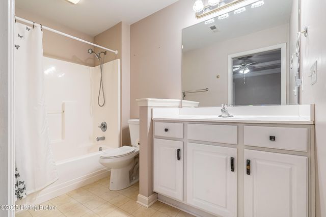 7209 Briscoe Vista Way, Louisville, KY 40228