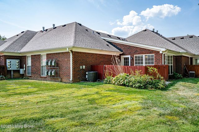 7209 Briscoe Vista Way, Louisville, KY 40228
