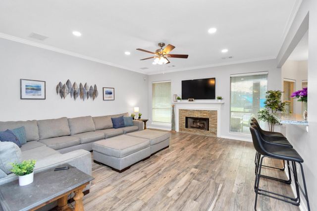 10007 Hickory Trail Lane, Houston, TX 77064