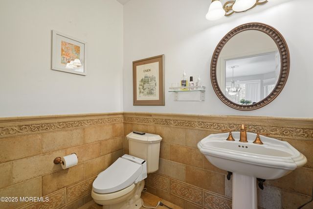 12 Risa Benjamin Way, Freehold, NJ 07728