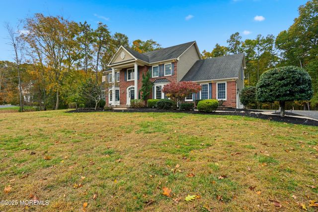 12 Risa Benjamin Way, Freehold, NJ 07728