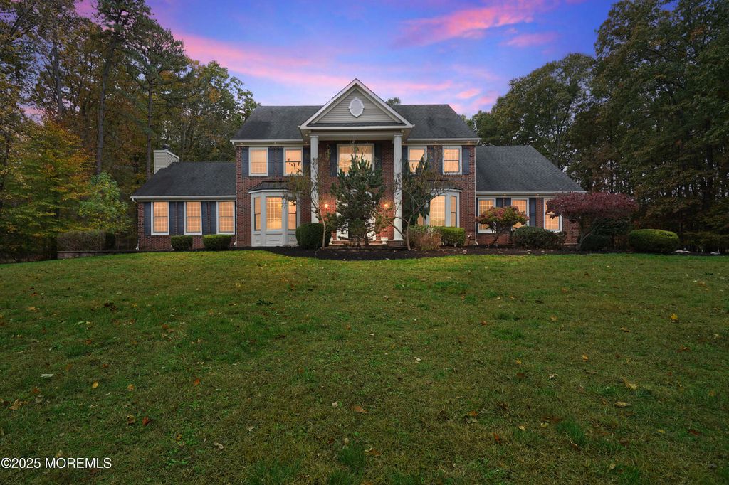 12 Risa Benjamin Way, Freehold, NJ 07728