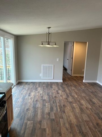 612 Wooded Hills Drive, Dalton, GA 30721