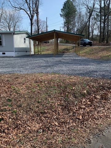612 Wooded Hills Drive, Dalton, GA 30721