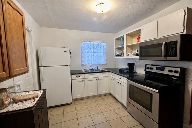 2695 Avenue I, Ingleside, TX 78362