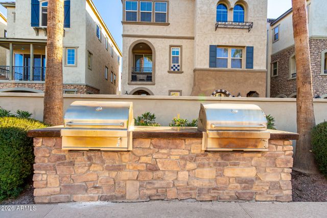 1850 E BERNIE Lane 102, Gilbert, AZ 85295