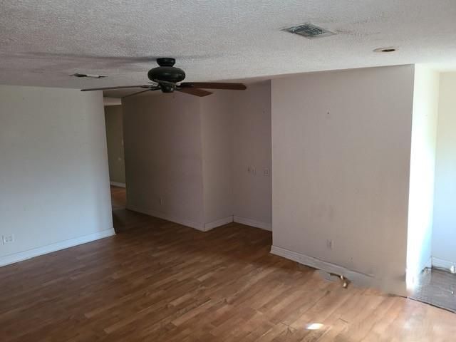 21788 Interstate Highway 10, Vidor, TX 77662