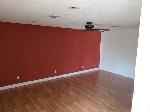 21788 Interstate Highway 10, Vidor, TX 77662