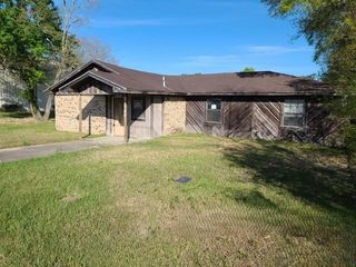 21788 Interstate Highway 10, Vidor, TX 77662
