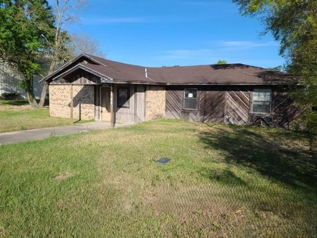 21788 Interstate Highway 10, Vidor, TX 77662