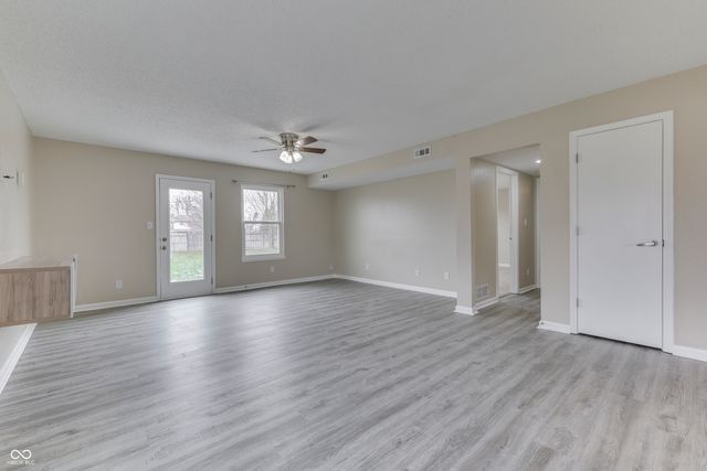 2886 Fieldstone Court, Franklin, IN 46131