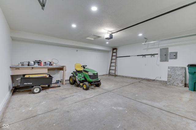 2886 Fieldstone Court, Franklin, IN 46131