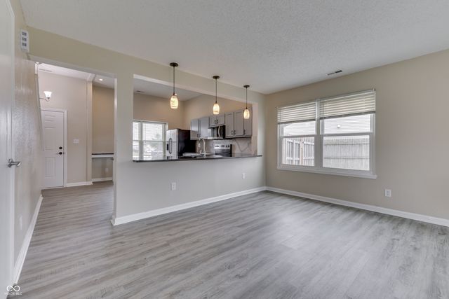 2886 Fieldstone Court, Franklin, IN 46131