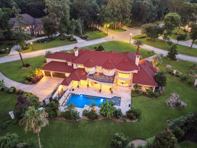 6 Kings Lake Estates Boulevard, Kingwood, TX 77346