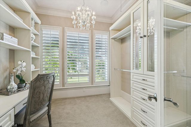 6 Kings Lake Estates Boulevard, Kingwood, TX 77346