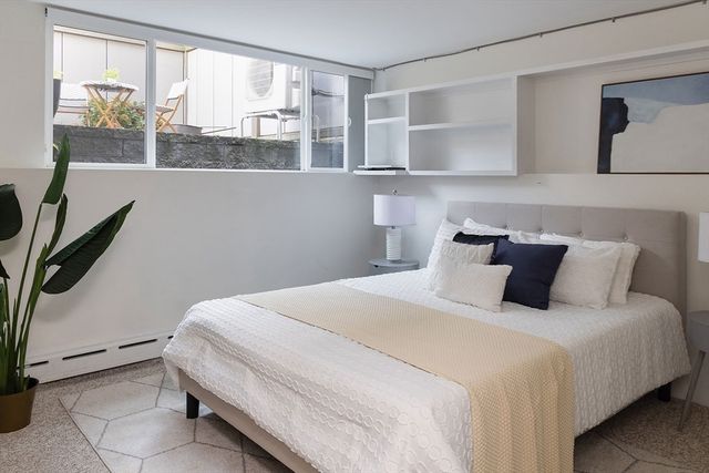 2 Ellery Square, Cambridge, MA 02138