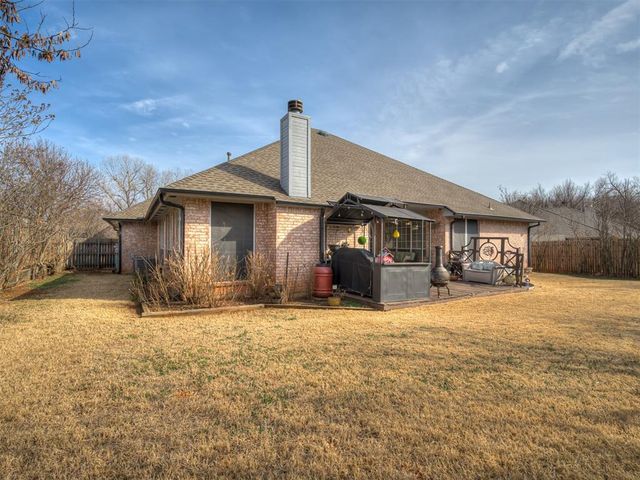 2504 Harrington Court, Norman, OK 73069