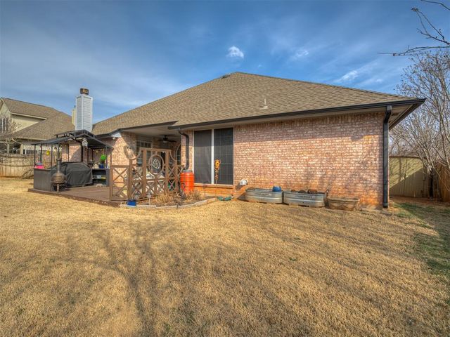 2504 Harrington Court, Norman, OK 73069
