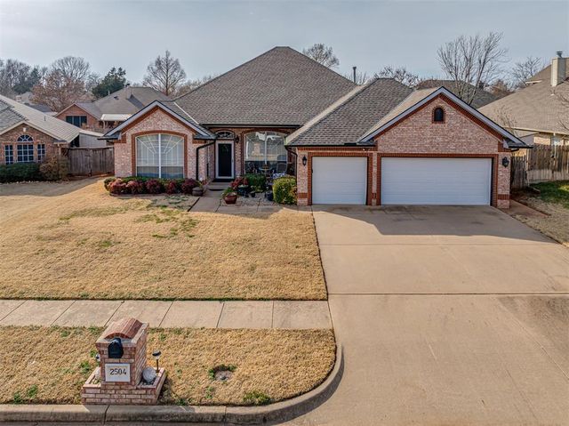 2504 Harrington Court, Norman, OK 73069