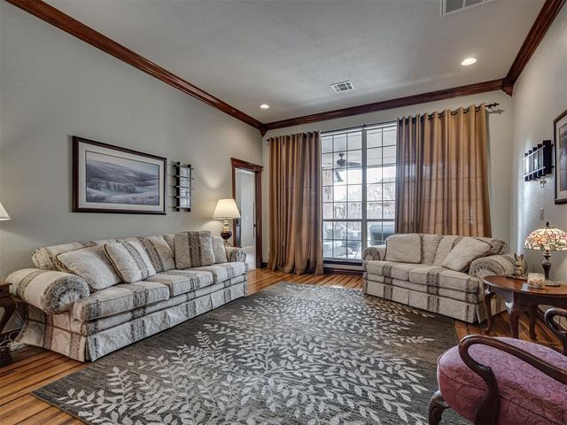 2504 Harrington Court, Norman, OK 73069