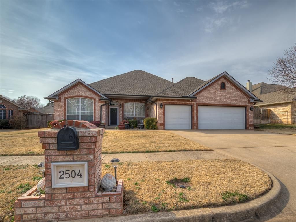 2504 Harrington Court, Norman, OK 73069