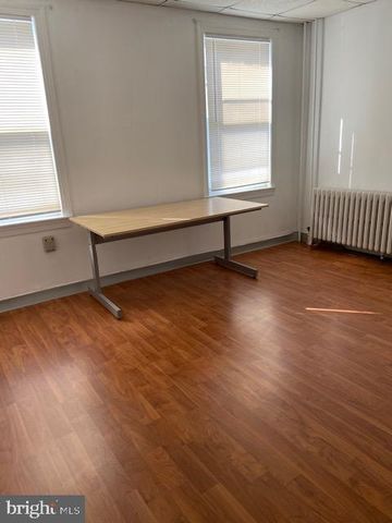 300 E FORT AVE, Baltimore, MD 21230