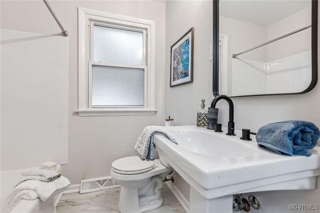 2703 Norfolk St, Hopewell, VA 23860