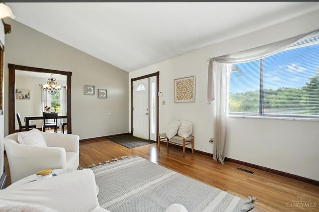 6880 Rackview Road, Green Twp, OH 45248