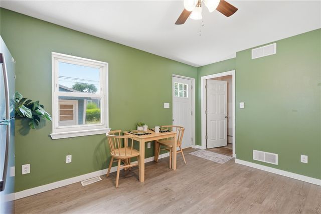 4432 Sherman Street NE, Cedar Rapids, IA 52402