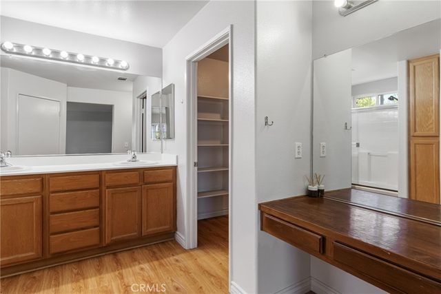 9193 Burnet Avenue, North Hills, CA 91343
