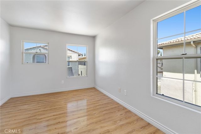 9193 Burnet Avenue, North Hills, CA 91343