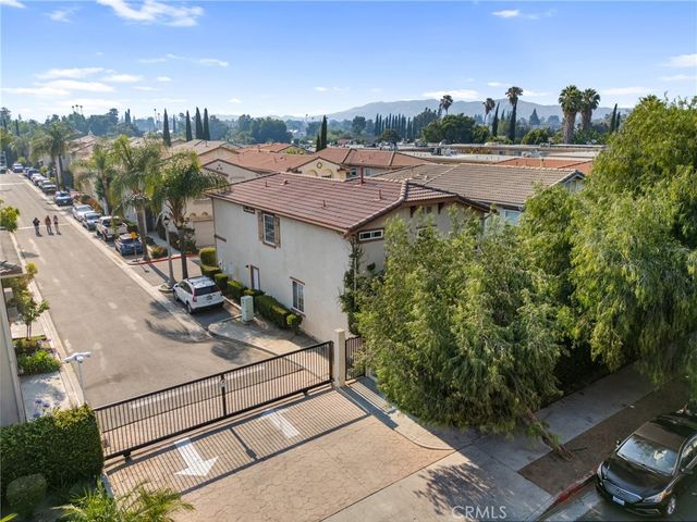 9193 Burnet Avenue, North Hills, CA 91343
