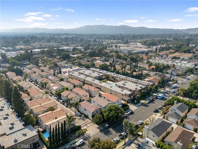 9193 Burnet Avenue, North Hills, CA 91343