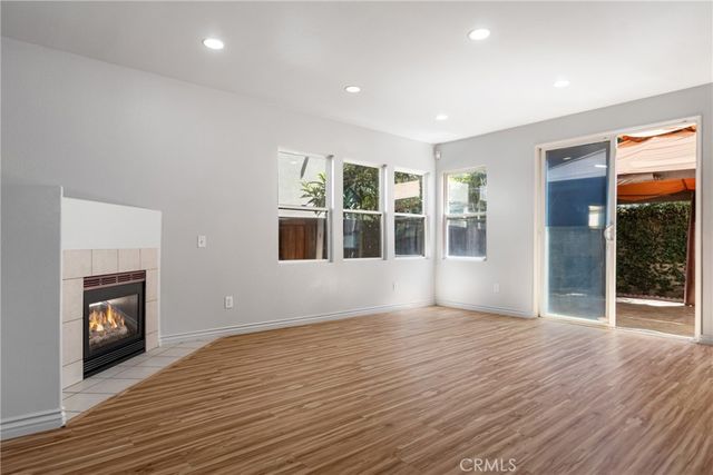 9193 Burnet Avenue, North Hills, CA 91343