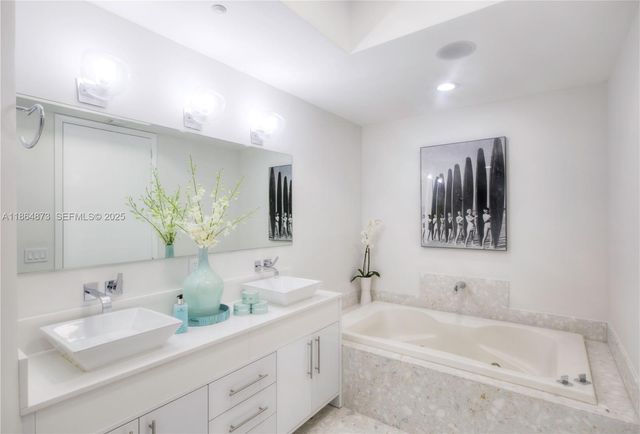 100 S Pointe Drive 1501, Miami Beach, FL 33139