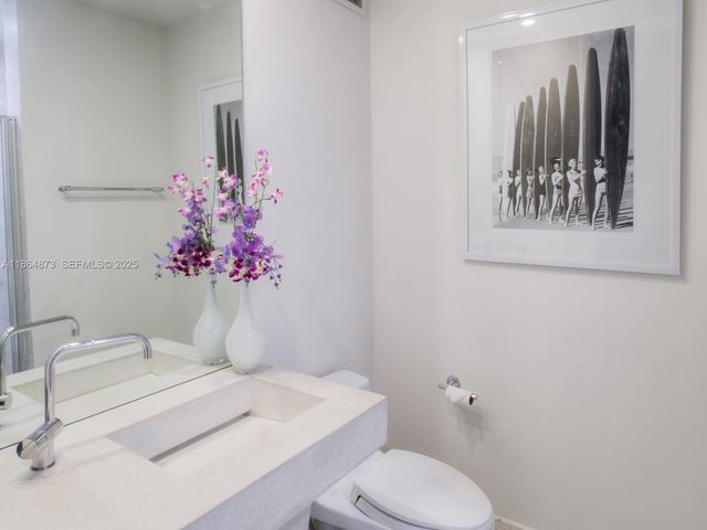 100 S Pointe Drive 1501, Miami Beach, FL 33139