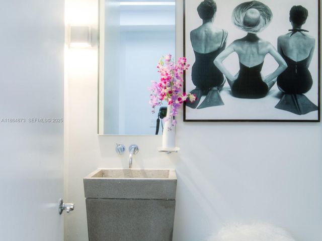 100 S Pointe Drive 1501, Miami Beach, FL 33139