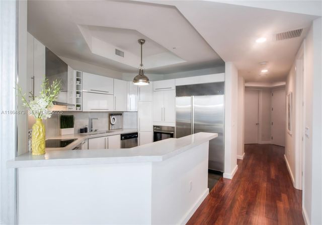 100 S Pointe Drive 1501, Miami Beach, FL 33139