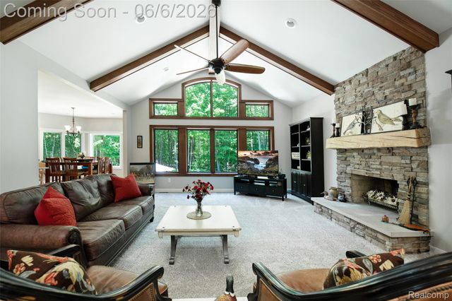 3957 Mill Lake Road, Orion Charter Township, MI 48360