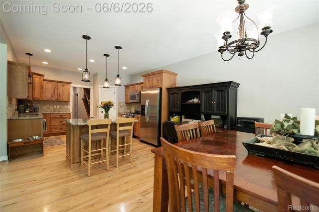 3957 Mill Lake Road, Orion Charter Township, MI 48360
