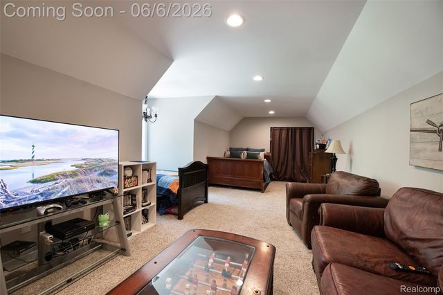 3957 Mill Lake Road, Orion Charter Township, MI 48360