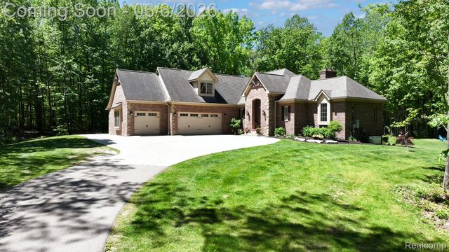 3957 Mill Lake Road, Orion Charter Township, MI 48360