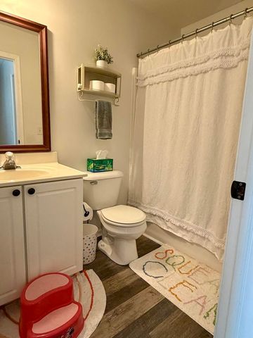 13648 Green Prairie Street, Vicksburg, MI 49097