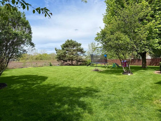 13648 Green Prairie Street, Vicksburg, MI 49097
