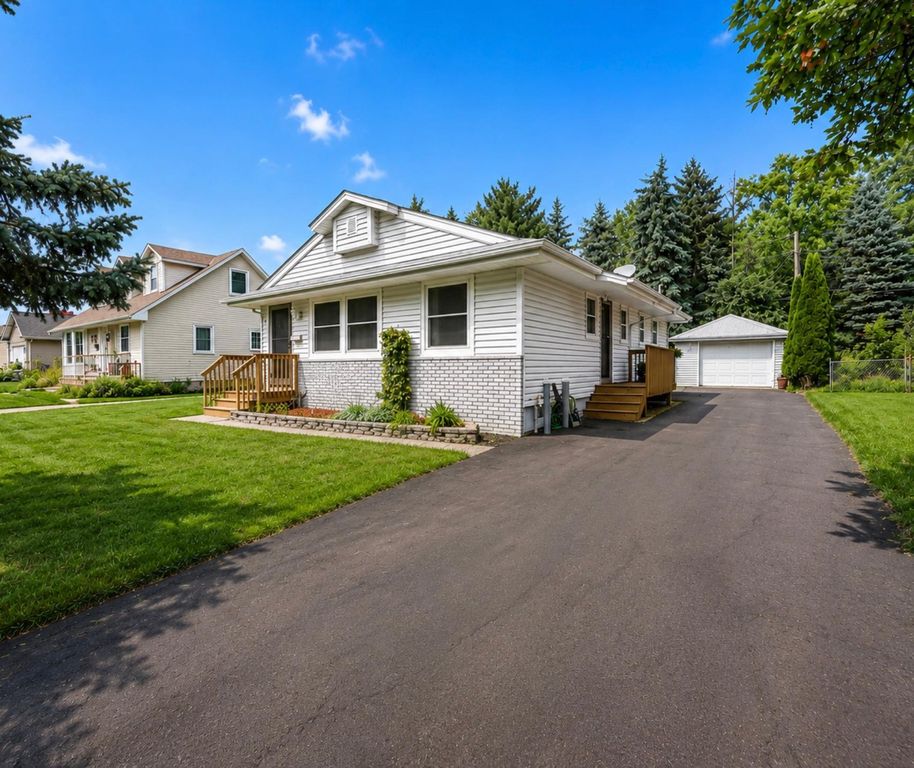 1123 43 1/2 Avenue NE, Columbia Heights, MN 55421 — photo 2