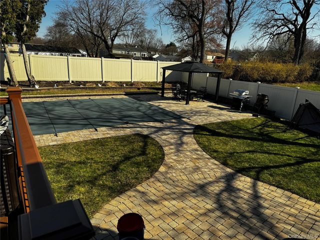 39 Sengstacken Drive, Stony Point, NY 10980